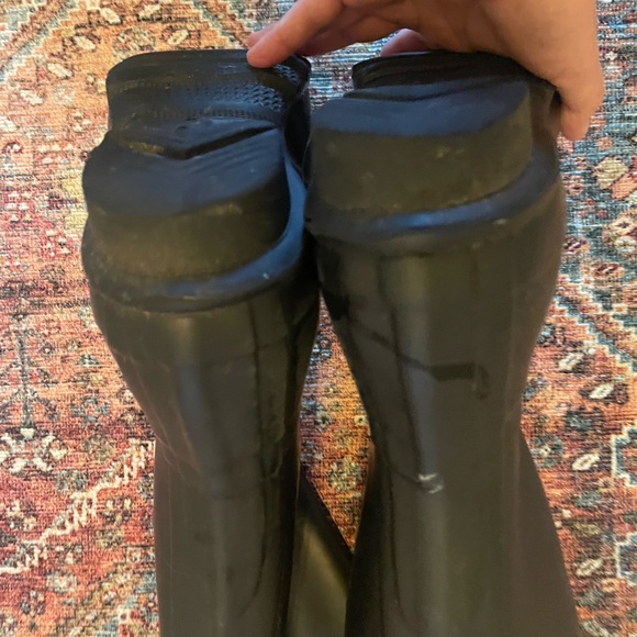Hunter Tall Rain Boots- size 9 -Black - Picture 4 of 10